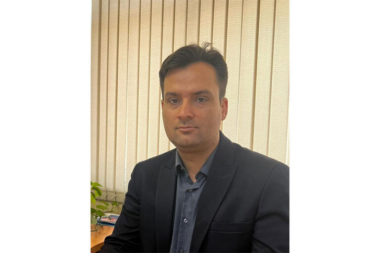 جناب آقای دکتر علی حاجی مرادی مدیر محترم برنامه ریزی و پژوهش فدراسیون صنعت آب بعنوان یکی از سخنرانان سومین کنفرانس بین المللی برند سبز معرفی گردید.