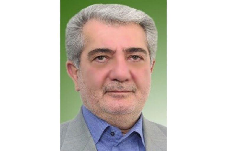 جناب آقای دکتر رضا مکنون عضو اسبق شورای عالی حفاظت محیط زیست ایران و دانشیار دانشکده مهندسی عمران و محیط زیست دانشگاه امیر کبیر و مشهور به استاد توسعه پایدار ایران بعنوان یکی از سخنرانان سومین کنفرانس بین المللی برند سبز معرفی گردید.